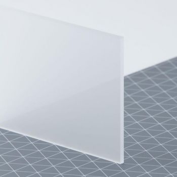 Plexiglas XT White 01670 (матовое) 2 мм (2050х3050 мм)